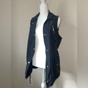 NWOT JOUJOU Solid sleeveless jacket, vest